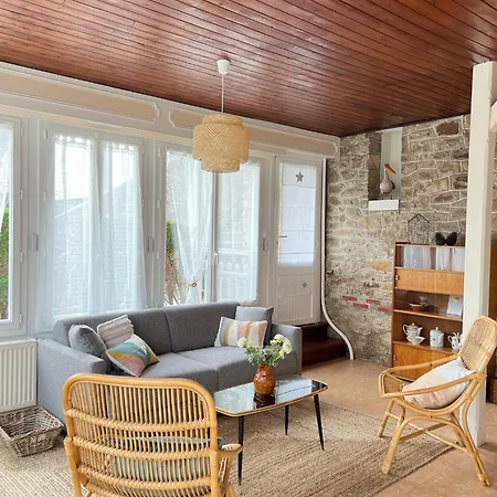 Apartment Rdc Proche Plage, Commerces Et Gare