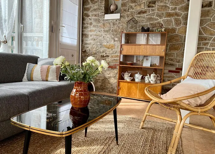 Apartment Rdc Proche Plage, Commerces Et Gare *