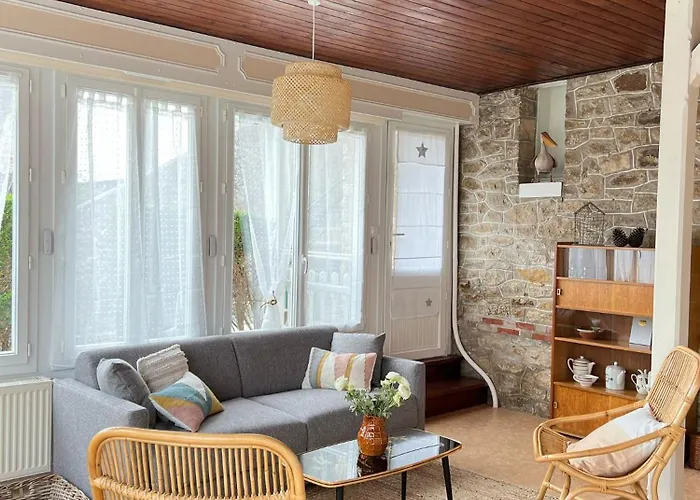 Apartment Rdc Proche Plage, Commerces Et Gare